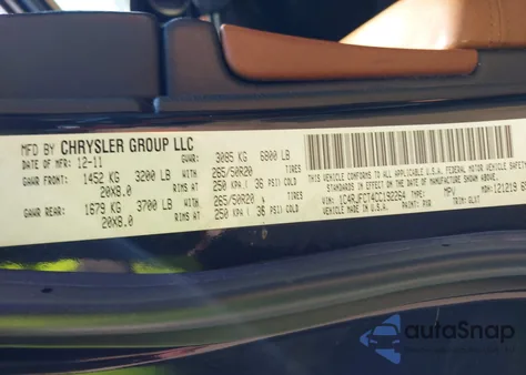 2012 Jeep Grand Cherokee Overland z USA, uszkodzony, nr VIN 1C4RJFCT4CC192264